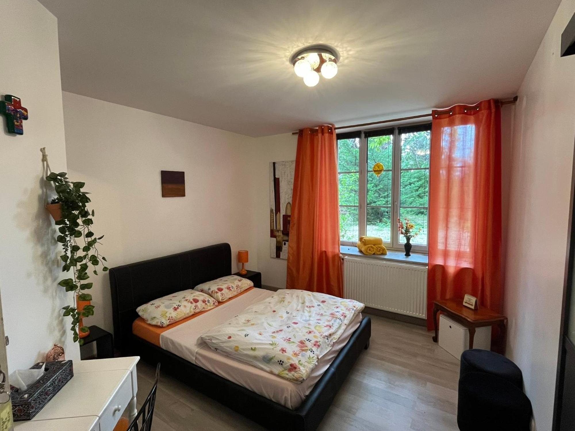 Couleurs De La Vie - Chambres D'Hotes Et Gite Cormatin Phòng bức ảnh